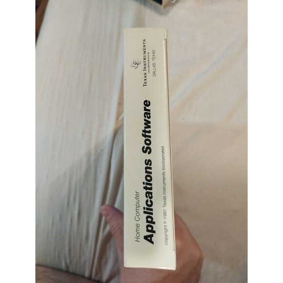 Texas Instruments TI-99/4A - Connect Four  - Complete In Box - Tested - Picture 9 of 10